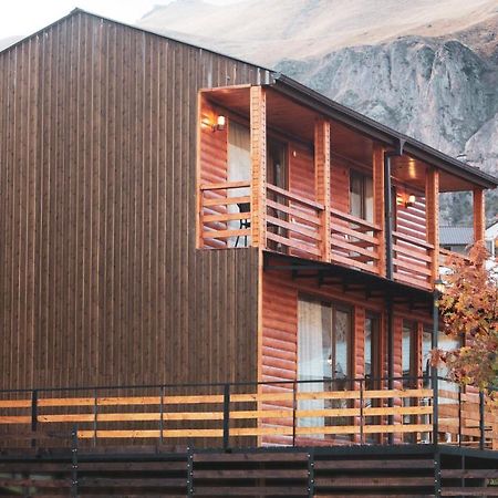 My Space Kazbegi Apartment Bagian luar foto