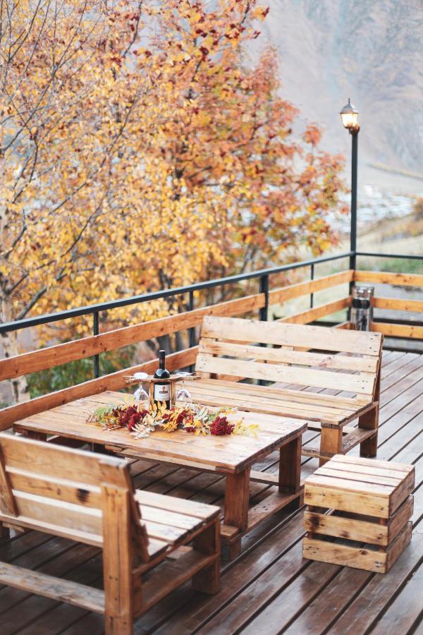 My Space Kazbegi Bagian luar foto