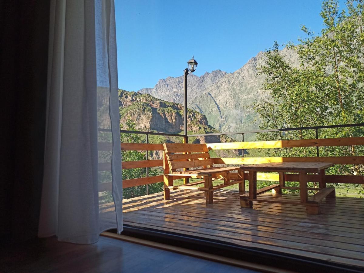 My Space Kazbegi Bagian luar foto