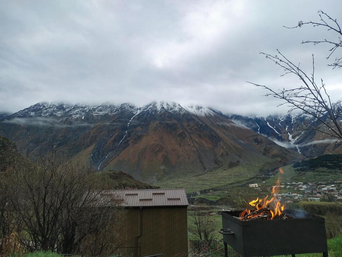 My Space Kazbegi Bagian luar foto