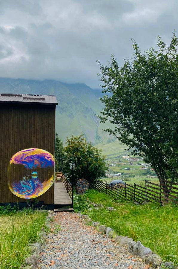 My Space Kazbegi Bagian luar foto