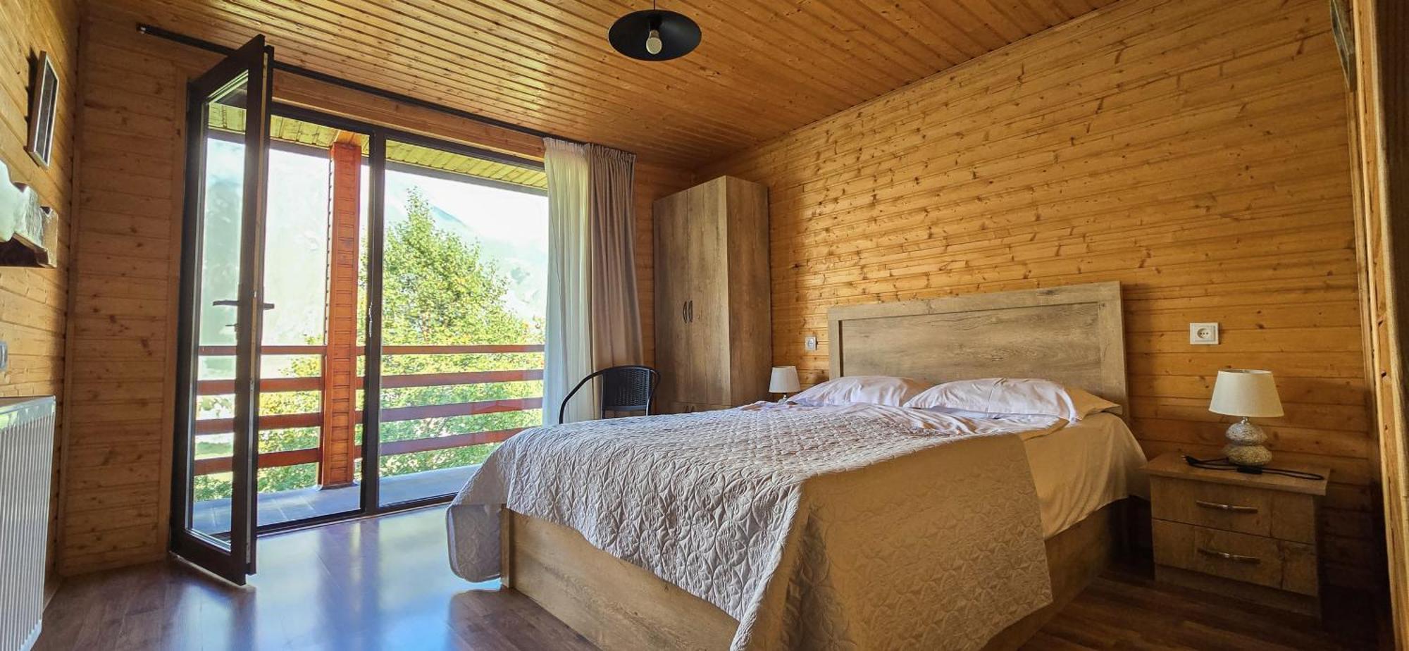 My Space Kazbegi Apartment Bagian luar foto